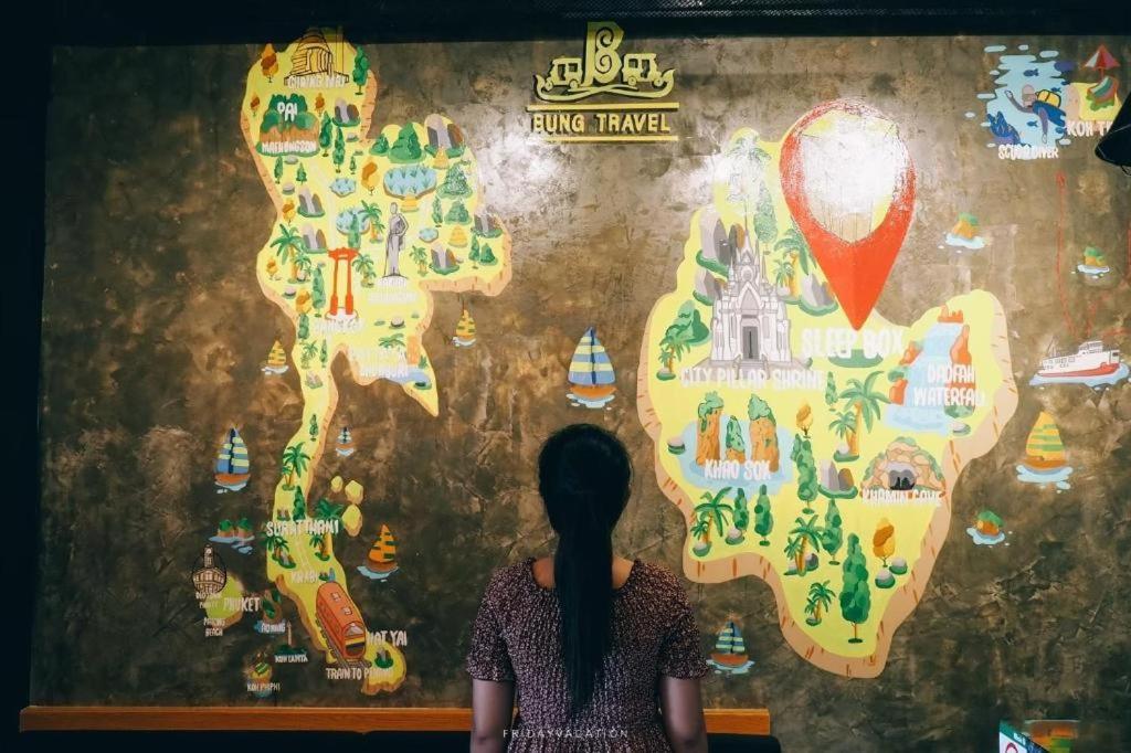 Sleepbox Hostel Suratthani Сураттхани Экстерьер фото