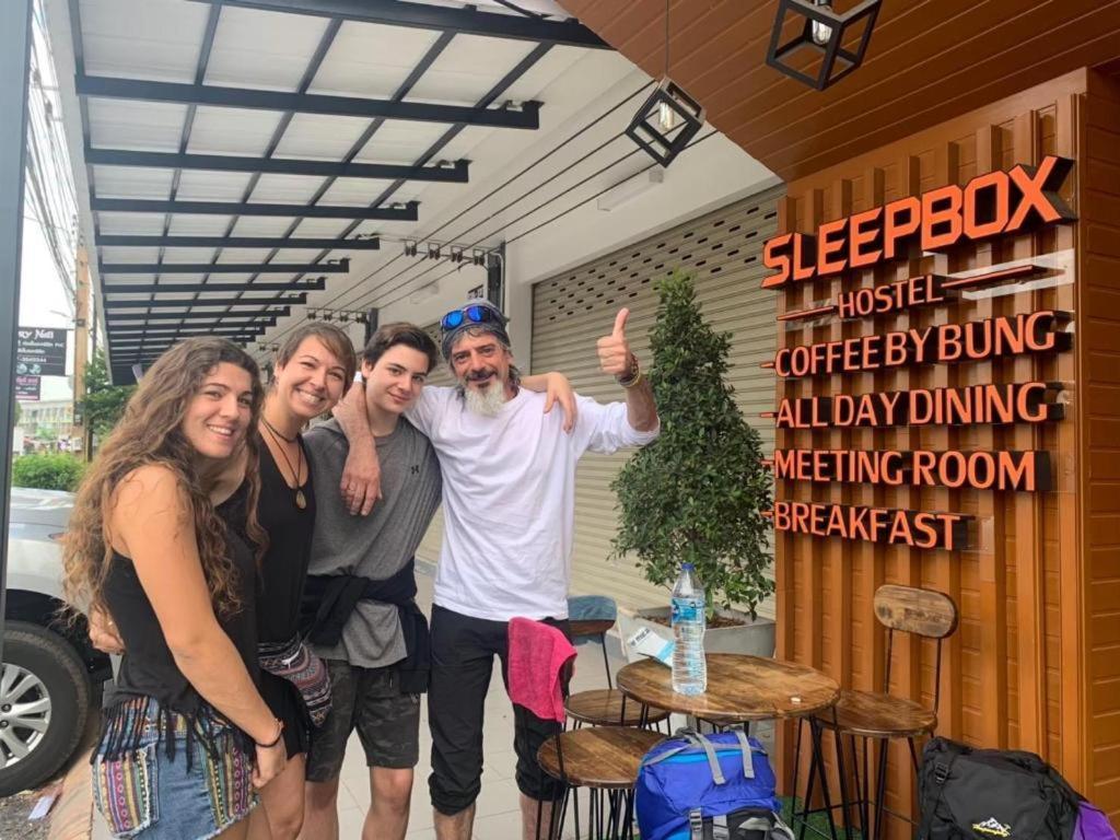 Sleepbox Hostel Suratthani Сураттхани Экстерьер фото